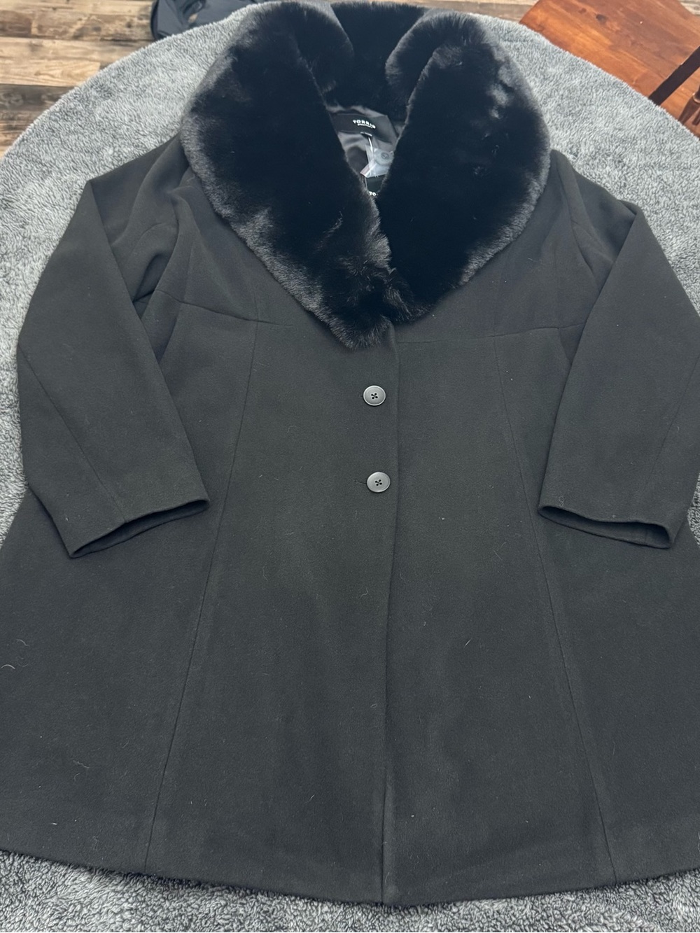 NWT Torrid Black Women's Fit & Flare Removeable Faux Fur Collar Coat, Size 1